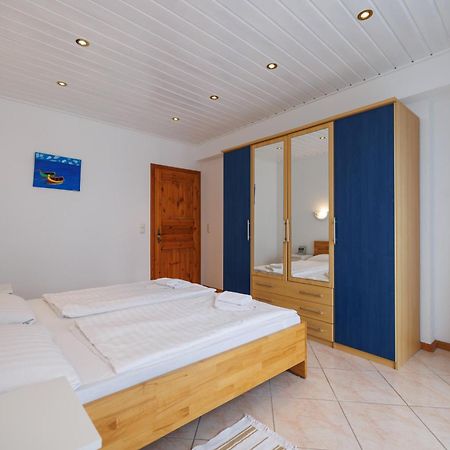 Guesthouse Halilagic Крк Экстерьер фото