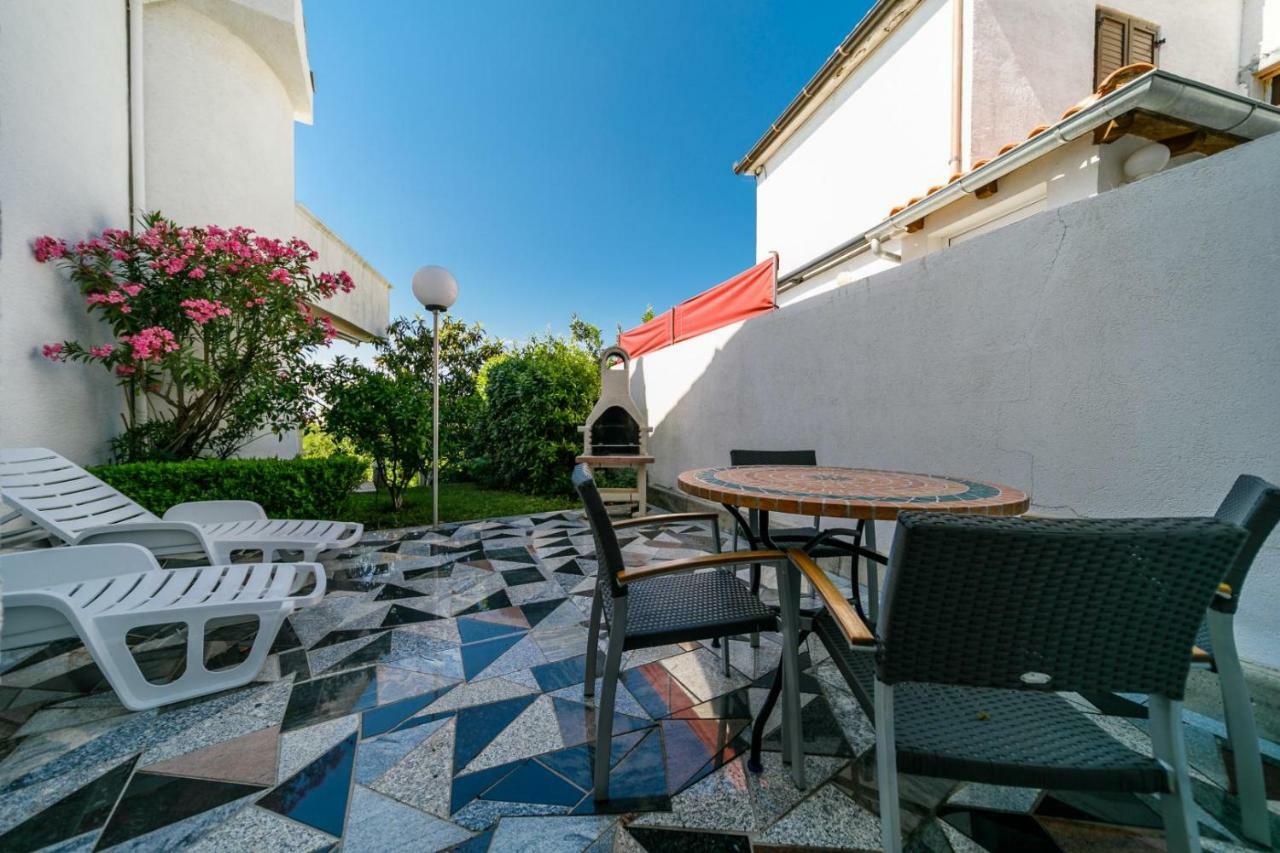 Guesthouse Halilagic Крк Экстерьер фото